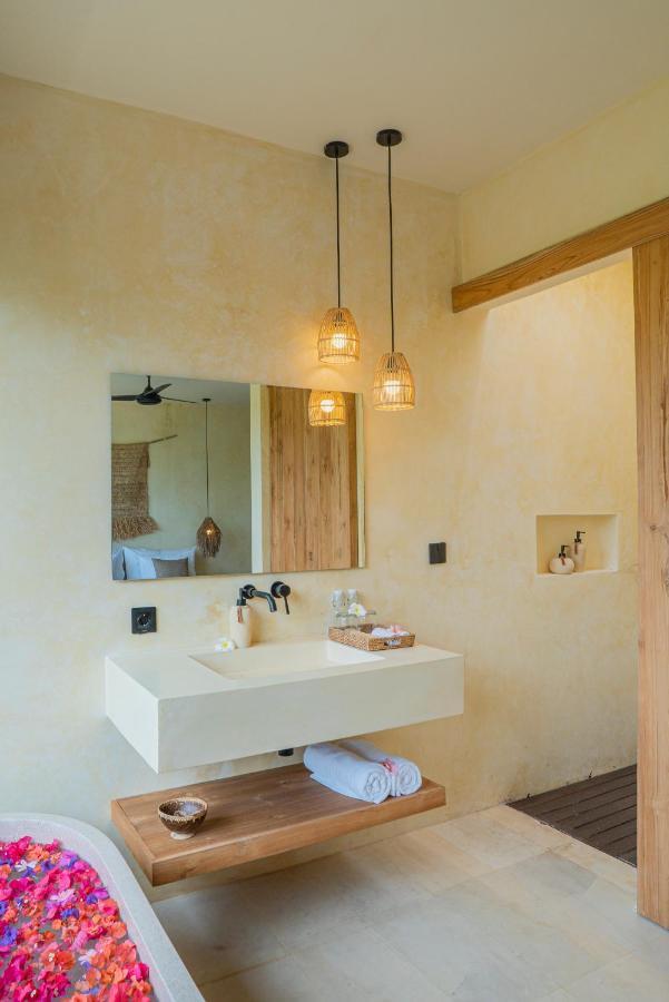 Olea Villas Resort Kuta  ภายนอก รูปภาพ